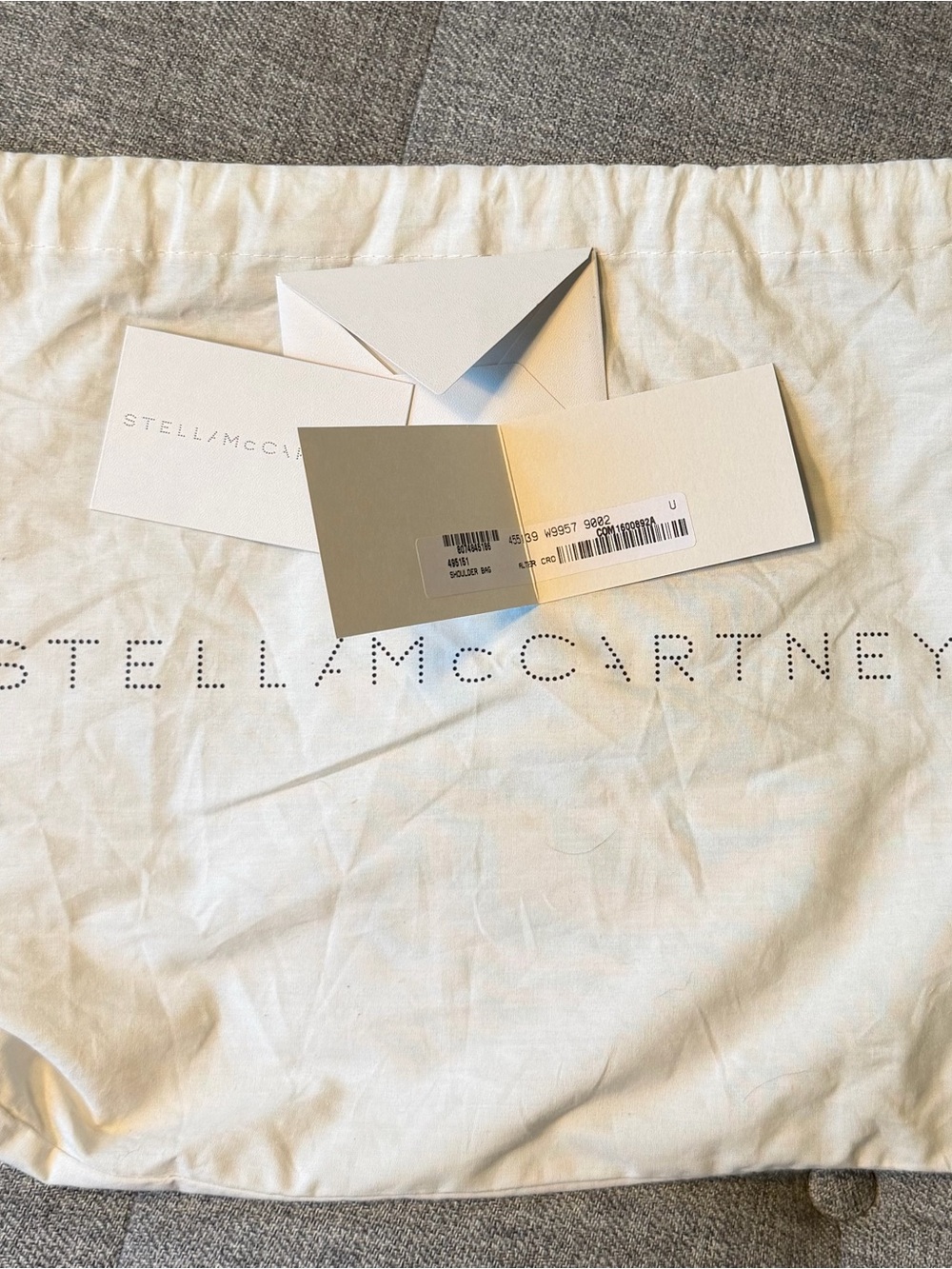 Stella McCartney White Vegan Croc-Textured Chain Shoulder Bag - Picture 10 of 11